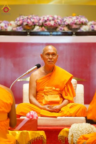 ภาพ No.62131:พิธีอุปสมบทในโครงการอุปสมบทหมู่ บูชาธรรมหลวงพ่อธัมมชโย พ.ศ.2567 ณ อุโบสถ วัดพระธรรมกาย จ.ปทุมธานี วันที่ 13-15 เมษายน พ.ศ. 2567