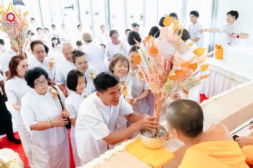 ภาพ No.171797:พิธีทอดกฐิน ศูนย์ปฏิบัติธรรมแก้วเมืองเลย วันที่ 27 ตุลาคม พ.ศ. 2567