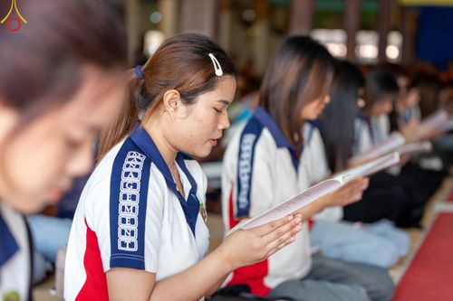 ภาพ No.199530:พิธีทอดผ้าป่าทำนุบำรุงศาสนสถาน ณ วัดศิลามูล ตำบลหินมูล อำเภอบางเลน จังหวัดนครปฐม ในโครงการธรรมยาตรา กตัญญูบูชา มหาปูชนียาจารย์ พระมงคลเทพมุนี(สด จนฺทสโร) พระผู้ปราบมาร อนุสรณ์สถาน 7 แห่ง ปีที่ 13 วันที่ 21 มกราคม พ.ศ. 2568