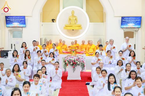 ภาพ No.175345:พิธีทอดกฐิน วัดพระธรรมกายแมนเชสเตอร์ เอดจลีย์ สต็อคพอร์ต ประเทศอังกฤษ ในโครงการกฐินสามัคคีทั่วไทย 30,000 วัด บูชาธรรม 80 ปี หลวงพ่อธัมมชโย โดยคณะศิษยานุศิษย์วัดพระธรรมกาย วันที่ 10 พฤศจิกายน พ.ศ. 2567