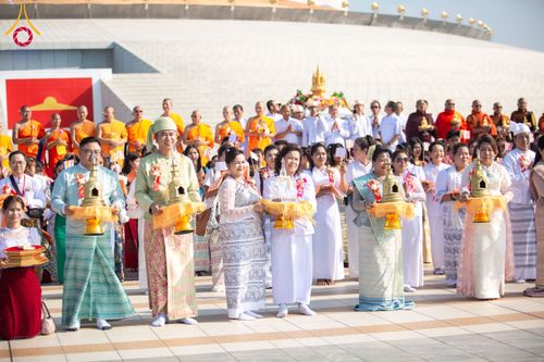 ภาพ No.209658:วันอาทิตย์ที่ 2 มีนาคม พ.ศ. 2568 พิธีภาคบ่าย สัมมนาพิเศษ, ปฏิบัติธรรม พิธีรับมอบพระบรมสารีริกธาตุ ณ สภาธรรมกายสากล วัดพระธรรมกาย