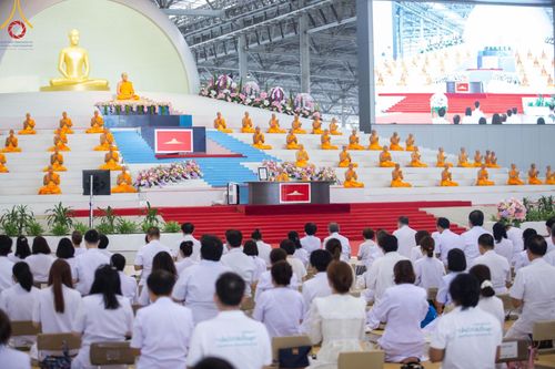 ภาพ No.124578:พิธีถวายรางวัล Guinness World Records "สถิตินั่งสมาธิและร่วมลงชื่อเพื่อสร้างสันติภาพโลก ด้วยจำนวนคนที่มากที่สุดในโลก" ณ สภาธรรมกายสากล วัดพระธรรมกาย วันมาฆบูชา เสาร์ที่ 24 กุมภาพันธ์ พ.ศ. 2567