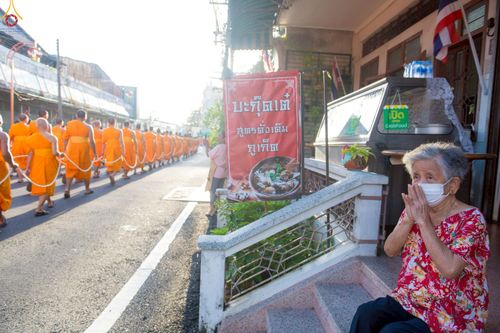 ภาพ No.248737:วันที่ 20 กันยายน พ.ศ. 2568 พิธีอัญเชิญรูปหล่อหลวงปู่วัดปากน้ำ ภาษีเจริญ จากวัดมงคลนิมิตร พระอารามหลวง เพื่อประดิษฐาน ณ วิหารพระมงคลเทพมุนี (สด จนฺทสโร)  ศูนย์ปฏิบัติธรรมภูเก็ต จ.ภูเก็ต