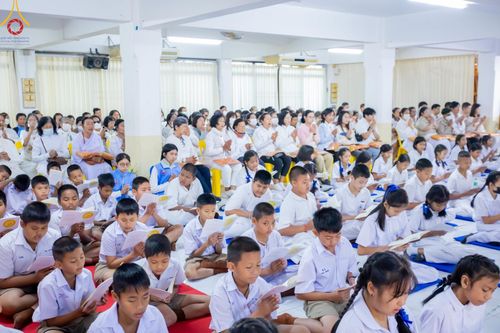 ภาพ No.195074:พิธีทอดผ้าป่าทำนุบำรุงศาสนสถาน ณ วัดไผ่โรงวัว ต.บางตาเถร อ.สองพี่น้อง จ.สุพรรณบุรี ในโครงการธรรมยาตรา กตัญญูบูชา มหาปูชนียาจารย์ พระมงคลเทพมุนี(สด จนฺทสโร) พระผู้ปราบมาร อนุสรณ์สถาน 7 แห่ง ปีที่ 13 วันที่ 13 มกราคม พ.ศ. 2568