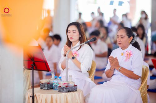 ภาพ No.199905:พิธีทอดผ้าป่าทำนุบำรุงศาสนสถาน ณ วัดบางช้างใต้ ตำบลบางช้าง อำเภอสามพราน จังหวัดนครปฐม ในโครงการธรรมยาตรา กตัญญูบูชา มหาปูชนียาจารย์ พระมงคลเทพมุนี(สด จนฺทสโร) พระผู้ปราบมาร อนุสรณ์สถาน 7 แห่ง ปีที่ 13 วันที่ 22 มกราคม พ.ศ. 2568