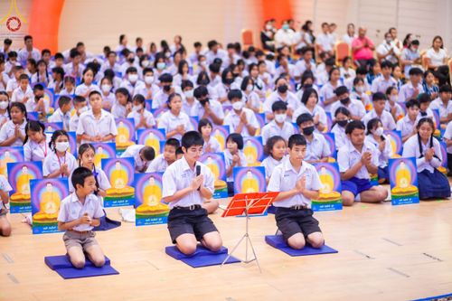 ภาพ No.103656:วันรวมพลังเด็กดี V-star ผู้นำฟื้นฟูศีลธรรมโลก จังหวัดสมุทรปราการ วันพุธที่ 20 ธันวาคม พ.ศ. 2566 ณ เมืองโบราณ จ.สมุทรปราการ