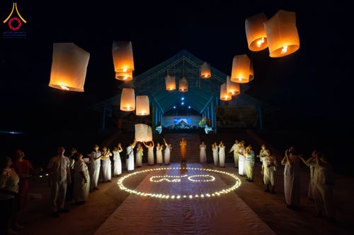 ภาพ No.179363:พิธีทอดกฐิน ณ ธุดงคสถานลำพูน อำเภอบ้านโฮ่ง จังหวัดลำพูน ในโครงการกฐินสามัคคีทั่วไทย 30,000 วัด บูชาธรรม 80 ปี หลวงพ่อธัมมชโย โดยคณะศิษยานุศิษย์วัดพระธรรมกาย วันที่ 15 พฤศจิกายน พ.ศ. 2567