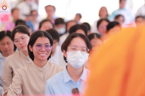 ภาพ No.206563:V.54 สารพัดV สารพัดดี ที่บางปลา ในโครงการธรรมยาตรา กตัญญูบูชา มหาปูชนียาจารย์ พระมงคลเทพมุนี(สด จนฺทสโร) พระผู้ปราบมาร อนุสรณ์สถาน 7 แห่ง ปีที่ 13 ระหว่างวันที่ 2-31 มกราคม พ.ศ. 2568