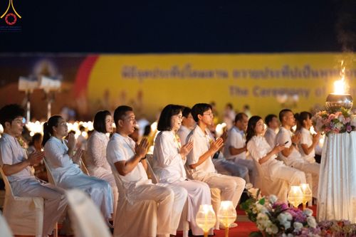 ภาพ No.91674:พิธีทอดผ้าป่า สร้างลานเอนกประสงค์พญานาค 4 ตระกูล จุดประทีปโคมลาน ถวายเป็นพุทธบูชา  สร้างความสว่างไสวให้กับแผ่นดินด้วยแสงธรรม วันอาทิตย์ที่ 29 ตุลาคม พ.ศ. 2566 ณ พุทธอุทยานนานาชาติ จังหวัดหนองคาย