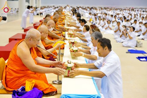 ภาพ No.127346:พิธีมุทิตาสักการะ พระครูปลัดรัตนวีรวัฒน์ เจ้าอาวาสวัดพระธรรมกาย วันอาทิตย์ที่ 3 มีนาคม พ.ศ. 2567