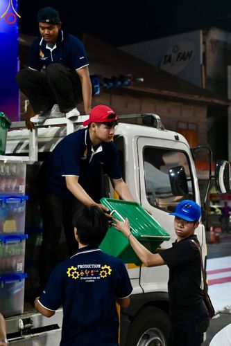 ภาพ No.126789:V.30 เต็มที่ เพื่อโคราช การเตรียมงาน ปฏิบัติงาน และเก็บงาน ของเจ้าหน้าที่หน่วยงานต่างๆ ทุกภาคส่วน เพื่อพิธีทำบุญเมืองนครราชสีมา ฉลอง 556 ปี ตักบาตรพระ 10,000 รูป ในวันเสาร์ที่ 2 มีนาคม พ.ศ.2567 ณ อนุสาวรีย์ท้าวสุรนารี จ.นครราชสีมา จัดโดย คณะสงฆ์จังหวัดนค