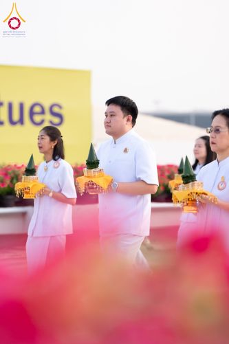 ภาพ No.63159:โครงการอุปสมบทหมู่ บูชาธรรมหลวงพ่อธัมมชโย พ.ศ.2567 ณ ลานธรรม พระมหาธรรมกายเจดีย์ วัดพระธรรมกาย วันที่ 13 เมษายน พ.ศ.2567