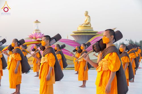 ภาพ No.116892:พระธรรมยาตราร่วมปฏิบัติธรรม และถ่ายภาพหมู่ประวัติศาสตร์ ปีที่ 12  วันที่ 21 มกราคม พ.ศ. 2567  ณ อนุสรณ์สถานบางปลา จ.นครปฐม