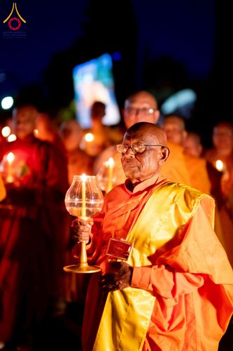 ภาพ No.225805:วันอาทิตย์ที่ 11 พฤษภาคม พ.ศ. 2568 วัดพระธรรมกายแคลิฟอร์เนีย จัดงานวิสาขบูชานานาชาติ และถวายมหาสังฆทานคณะสงฆ์ 120 รูป