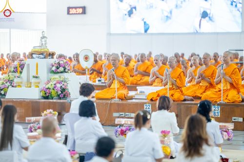 ภาพ No.169785:พิธีถวายภัตตาหารเมนูสวรรค์ "เพื่อการบรรลุธรรม" เนื่องในวันลอยกระทง (ขึ้น 15 ค่ำ เดือน 12) วันศุกร์ที่ 15 พฤศจิกายน พ.ศ. 2567 ณ หอฉันคุณยายอาจารย์ฯ วัดพระธรรมกาย