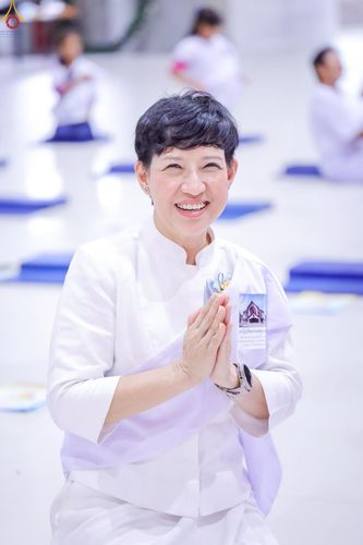 ภาพ No.249091:วันที่ 26-28 กันยายน พ.ศ. 2568 โครงการอบรม อุบาสกแก้ว อุบาสิกาแก้ว รุ่นที่ 3  ณ ศูนย์ปฏิบัติธรรมสมุทรปราการ ได้รับความเมตตาจากคณะสงฆ์ในพื้นที่  รวมถึงผู้บริหารสถานศึกษา ที่นำนักเรียนระดับมัธยมปลาย  มารับฟังข้อมูลเพื่อที่จะเป็นกำลังสำคัญ ในการเข้าร่วมขบวน