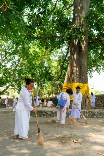 ภาพ No.140352:Photo Story มหัศจรรย์วัดดงดินแดง  EP.8  ภาพการเตรียมงาน การปฎิบัติงาน ของเหล่าผู้ทุ่มเทและเสียสละ เพื่อความสำเร็จของความมหัศจรรย์ ณ วัดดงดินแดง ต.ม่อนจอง อ.อมก๋อย จ.เชียงใหม่ วันที่ 1-7 เมษายน พ.ศ. 2567