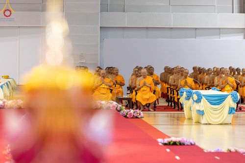 ภาพ No.159987:พิธีปฎิบัติธรรม , พิธีสักการะพระมงคลเทพมุนี (สด จนฺทสโร) พระผู้ปราบมาร ณ สภาธรรมกายสากล วัดพระธรรมกาย วันพฤหัสบดีที่ 10 ตุลาคม พ.ศ. 2567