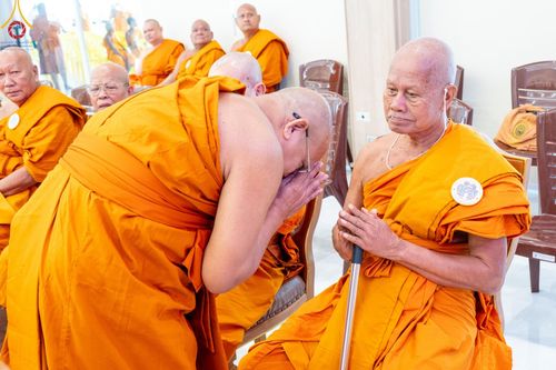 ภาพ No.142168:พิธีถวายสังฆทานแด่คณะสงฆ์ 323 วัด ปีที่ 20 ครั้งที่ 170 , พิธีมอบกองทุนหนุนแรงใจช่วยครูใต้ ปีที่ 17 ครั้งที่ 135 และพิธีทำบุญอุทิศส่วนกุศลให้ผู้วายชนม์ วันเสาร์ที่ 22 มิถุนายน พ.ศ.2567 ณ ศูนย์ปฏิบัติธรรมภาคใต้ อ.บางกล่ำ จ.สงขลา