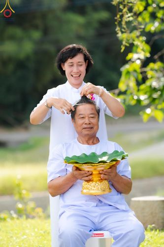 ภาพ No.147445:พิธีตัดปอยผม ขอขมา มอบบาตร ผ้าไตร โครงการปฐมอุปสมบท สมโภชอุโบสถ บูชาธรรม 80 ปี หลวงพ่อธัมมชโย ณ วัดพระธรรมกายโทชิหงิ ประเทศญี่ปุ่น วันพฤหัสบดีที่ 8 สิงหาคม พ.ศ. 2567