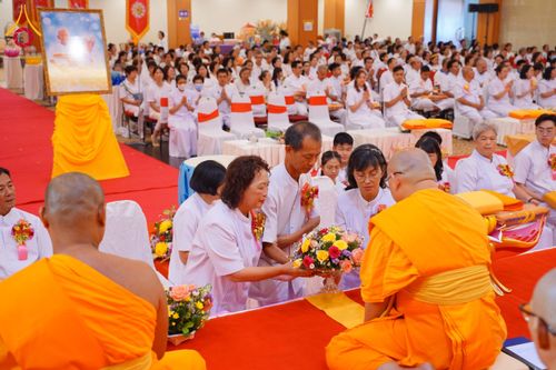 ภาพ No.173878:พิธีทอดกฐิน วัดภาวนาปีนัง ประเทศมาเลเซีย วันที่ 31 ตุลาคม พ.ศ. 2567