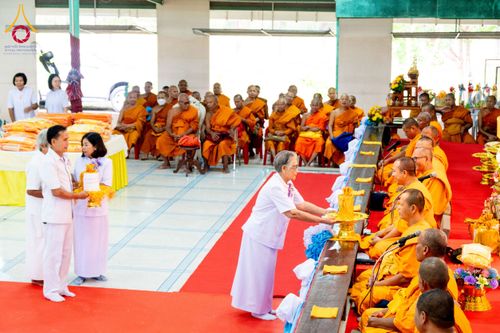 ภาพ No.172877:พิธีทอดกฐินสามัคคีสร้างทุกสิ่ง ณ ศูนย์อบรมเยาวชนสุรินทร์ วันอาทิตย์ที่ ๒๗ ตุลาคม พ.ศ. ๒๕๖๗