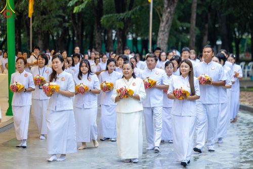 ภาพ No.156682:พิธีบรรพชาอุปสมบท ธรรมทายาท โครงการอุปสมบทหมู่บูชาธรรมครบรอบ 107 ปี วันครูผู้ค้นพบวิชชาธรรมกาย ณ โบสถ์พระไตรปิฏก วัดพระธรรมกาย วันเสาร์ที่ 14 กันยายน พ.ศ. 2567