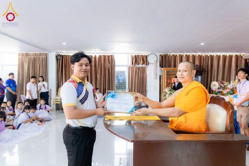 ภาพ No.183060:วันรวมพลังเยาวชนไทยรวมใจทำความดี จังหวัดกำแพงเพชร วันศุกร์ที่​ 29 พฤศจิกายน พ.ศ. 2567 ณ ศูนย์​ปฏิบัติธรรมกำแพงเพชร ในอุปถัมภ์พระพรหมวชิรปัญญาจารย์  จ.กำแพงเพชร