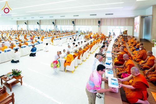 ภาพ No.156313:พิธีถวายสังฆทานแด่คณะสงฆ์ 323 วัด 4 จังหวัดชายแดนภาคใต้ ปีที่ 20 ครั้งที่ 173 พิธีมอบกองทุนหนุนแรงใจช่วยครูใต้ ปีที่ 17 ครั้งที่ 137 วันเสาร์ที่ 21 กันยายน พ.ศ.2567 ณ ศูนย์ปฏิบัติธรรมภาคใต้ อ.บางกล่ำ จ.สงขลา