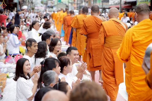 ภาพ No.245415:วันอาทิตย์ที่ 14 กันยายน พ.ศ. 2568 ตักบาตรพระ 555 รูป มหากุศล  น้อมถวายเป็นพุทธบูชา ณ หอนาฬิกาเบตง อ.เบตง จ.ยะลา