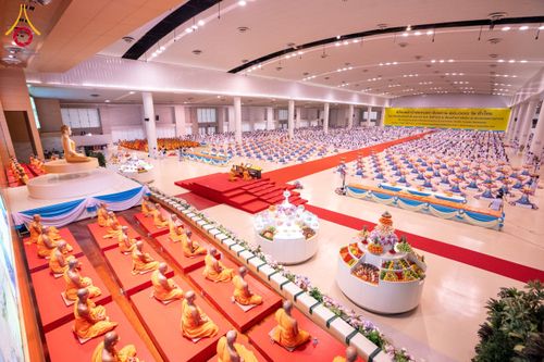 ภาพ No.134469:พิธีทอดผ้าป่าสมทบ มหาสังฆทาน 10,000 วัด ทั่วไทย วันอาทิตย์ต้นเดือนที่ 7 เมษายน พ.ศ.2567 ณ ห้องแก้วสารพัดนึก 1 สภาธรรมกายสากล  วัดพระธรรมกาย จ.ปทุมธานี