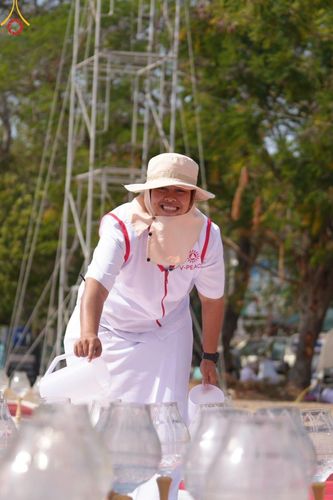 ภาพ No.204184:V.52 สารพัดV สารพัดดี ที่วัดสองพี่น้อง ในโครงการธรรมยาตรา กตัญญูบูชา มหาปูชนียาจารย์ พระมงคลเทพมุนี(สด จนฺทสโร) พระผู้ปราบมาร อนุสรณ์สถาน 7 แห่ง ปีที่ 13 ระหว่างวันที่ 2-31 มกราคม พ.ศ. 2568