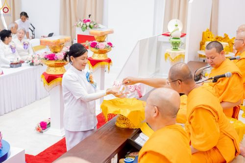 ภาพ No.234766:วันอาทิตย์ที่ 20 กรกฎาคม  พ.ศ.2568 พิธีทอดผ้าป่าภาคพื้นอเมริกา พิธีเจริญพระพุทธมนต์ ฉลองอาคารแก้วธรรมชัยรัตนอนันต์ วัดพระธรรมกายเทนเนสซี ประเทศสหรัฐอเมริกา