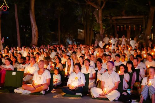 ภาพ No.156545:วัดพุทธบาหลีและวัดพระธรรมกาย จัดปฏิบัติธรรมนานาชาติ 1,151 คนจาก 78 ประเทศ ใน "วันสันติภาพสากล" ณ บาหลี อินโดนีเซีย วันเสาร์ที่ 21 กันยายน พ.ศ. 2567 เวลา 16.00-21.00 น. ณ พิพิธภัณฑ์ ARMA เมืองอูบุด จังหวัดบาหลี ประเทศอินโดนีเซีย
