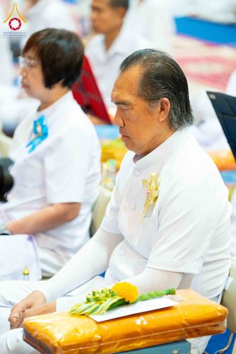 ภาพ No.304946:วันที่ 28 มกราคม พ.ศ. 2569 พิธีทอดผ้าป่าทำนุบำรุงศาสนสถาน ณ วัดบัวแก้วเกษร อ.ลาดหลุมแก้ว จ.ปทุมธานี ในโครงการธรรมยาตรา กตัญญูบูชา มหาปูชนียาจารย์ พระมงคลเทพมุนี(สด จนฺทสโร) พระผู้ปราบมาร อนุสรณ์สถาน 7 แห่ง ปีที่ 14