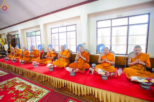 ภาพ No.165032:พิธีทอดกฐิน ณ วัดกลางเกาะระกำ ต.บ้านสร้าง อ.บางปะอิน จ.พระนครศรีอยุธยา ในโครงการกฐินสามัคคีทั่วไทย 30,000 วัด บูชาธรรม 80 ปี หลวงพ่อธัมมชโย โดยคณะศิษยานุศิษย์วัดพระธรรมกาย วันที่ 20 ตุลาคม พ.ศ. 2567