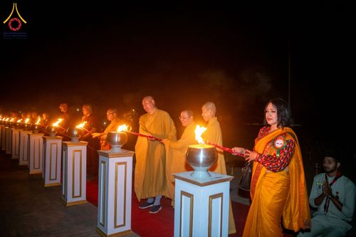 ภาพ No.210508:วันเสาร์ที่ 8 มีนาคม พ.ศ. 2568 พิธีจุดประทีป โครงการบรรพชาสามเณรชาวเนปาล 500 รูป ณ ชาตสถานอุทยานลุมพินีวัน ที่ประสูติขององค์สมเด็จพระสัมมาสัมพุทธเจ้า ลุมพินี ประเทศเนปาล