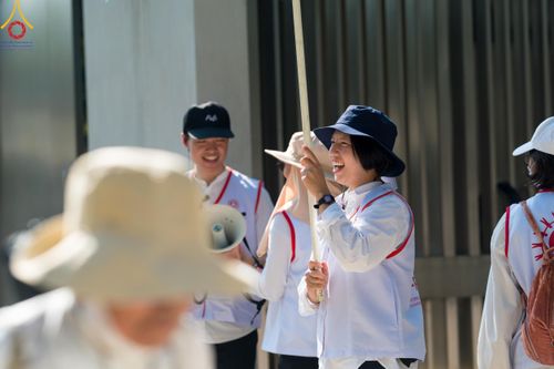 ภาพ No.107672:V.4 ทุ่มใจ การเตรียมงาน เก็บงาน การรับบุญของเจ้าหน้าที่หน่วยงานต่างๆ เพื่อโครงการธรรมยาตรา กตัญญูบูชามหาปูชนียาจารย์ พระมงคลเทพมุนี (สด จนฺทสโร) พระผู้ปราบมาร อนุสรณ์สถาน 7 แห่ง ปีที่ 12 ระหว่างวันที่ 2 - 31 มกราคม พ.ศ.2567