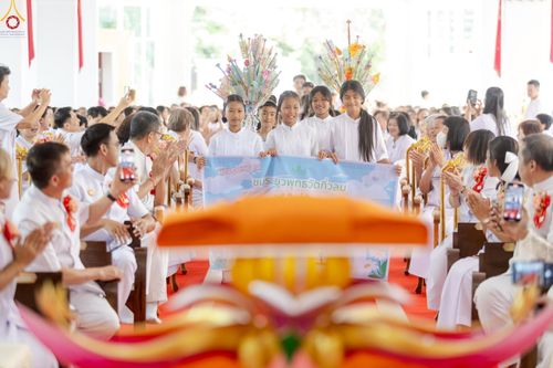 ภาพ No.260315:วันที่ 18 ตุลาคม พ.ศ. 2568 พิธีทอดกฐินสามัคคีทั่วไทย 30,000 วัด โดยคณะศิษยานุศิษย์ บูชาธรรม 81 ปี หลวงพ่อธัมมชโย ณ วัดกิ่วลม ต.บ่อหลวง อ.ฮอด จ.เชียงใหม่