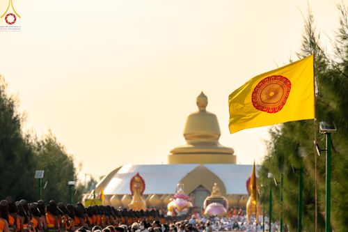 ภาพ No.198163:พิธีต้อนรับพระธรรมยาตรา ณ อนุสรณ์สถานลำดับที่ 5 สถานที่เผยแผ่วิชชาธรรมกายครั้งแรก อนุสรณ์สถานบางปลา วัดบางปลา อำเภอบางเลน จังหวัดนครปฐม ในโครงการธรรมยาตรา กตัญญูบูชา มหาปูชนียาจารย์ พระมงคลเทพมุนี(สด จนฺทสโร) พระผู้ปราบมาร ปีที่ 13 วัน 19 มกราคม พ.ศ.2568