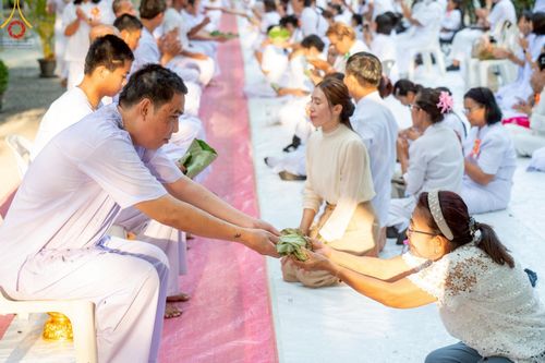 ภาพ No.216715:วันอาทิตย์ที่ 6 เมษายน พ.ศ. 2568 พิธีตัดปอยผม และปลงผมนาคธรรมทายาท โครงการบวชบูชาธรรม81ปี หลวงพ่อธัมมชโย โครงการ 1 และ 2 โครงการนานาชาติ AEC&WAB รุ่น CEO (ผู้บริหาร) รุ่นที่4 ณ หมู่บ้านบรรลุธรรม วัดพระธรรมกาย