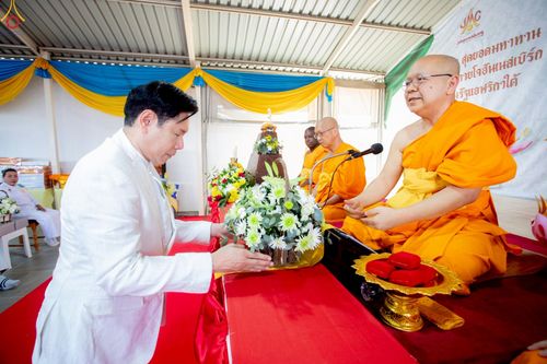 ภาพ No.255201:วันที่ 12 ตุลาคม พ.ศ. 2568 พิธีทอดกฐินสามัคคีสร้างทุกสิ่ง วัดพระธรรมกายโจฮันเนสเบิร์ก  ประเทศสาธารณรัฐแอฟริกาใต้