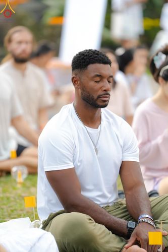 ภาพ No.156409:วัดพุทธบาหลีและวัดพระธรรมกาย จัดปฏิบัติธรรมนานาชาติ 1,151 คนจาก 78 ประเทศ ใน "วันสันติภาพสากล" ณ บาหลี อินโดนีเซีย วันเสาร์ที่ 21 กันยายน พ.ศ. 2567 เวลา 16.00-21.00 น. ณ พิพิธภัณฑ์ ARMA เมืองอูบุด จังหวัดบาหลี ประเทศอินโดนีเซีย