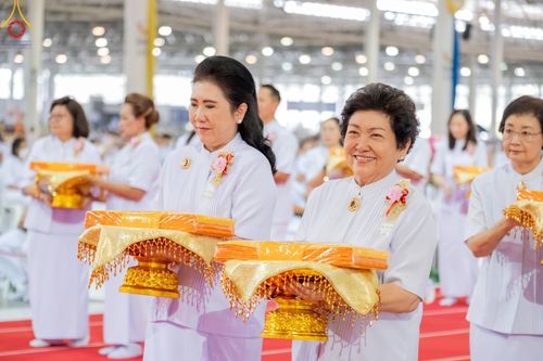 ภาพ No.154526:พิธีทอดผ้าป่าสมทบกฐินวัดพระธรรมกาย และสมทบกฐิน 30,000 วัดทั่วไทย ครั้งที่ 2 ณ สภาธรรมกายสากล วัดพระธรรมกาย วันอังคารที่ 17 กันยายน พ.ศ. 2567