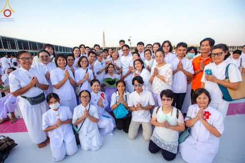 ภาพ No.180023:พิธีปลงผมนาคธรรมทายาท ในโครงการอุปสมบทหมู่ บูชาธรรมมหาปูชนียาจารย์ (ศูนย์อบรมวัดพระธรรมกาย) วันที่ 1 ธันวาคม พ.ศ. 2567 ณ ลานธรรมหารัตนวิหารคด วัดพระธรรมกาย จ.ปทุมธานี