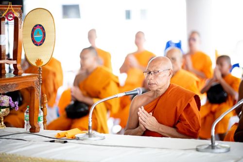 ภาพ No.156175:พิธีถวายสังฆทานแด่คณะสงฆ์ 323 วัด 4 จังหวัดชายแดนภาคใต้ ปีที่ 20 ครั้งที่ 173 พิธีมอบกองทุนหนุนแรงใจช่วยครูใต้ ปีที่ 17 ครั้งที่ 137 วันเสาร์ที่ 21 กันยายน พ.ศ.2567 ณ ศูนย์ปฏิบัติธรรมภาคใต้ อ.บางกล่ำ จ.สงขลา