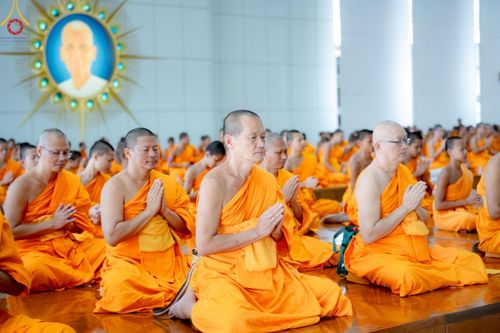 ภาพ No.182367:พิธีถวายภัตตาหารเมนูสวรรค์ "เพื่อการบรรลุธรรม" วันเสาร์ที่ 14 ธันวาคม พ.ศ. 2567 ณ หอฉันคุณยายอาจารย์ฯ วัดพระธรรมกาย