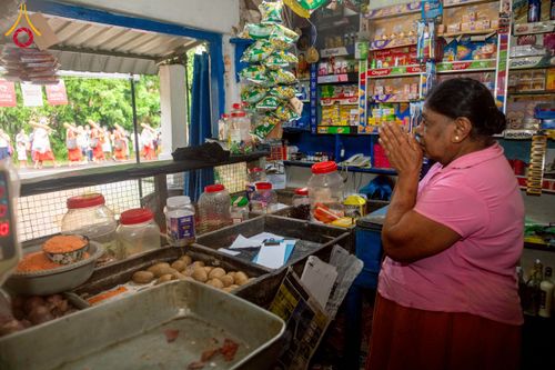 ภาพ No.226277:วันที่ 7-10 พฤษภาคม พ.ศ. 2568 โครงการเดินธรรมยาตรา สยาม-ลังกา ธรรมยาตรา ฉลองเทศกาลวิสาขบูชาแห่งชาติ ศรีลังกา บูชาธรรม 81 ปี หลวงพ่อธัมมชโย เมืองนูวราอิลิยา ประเทศศรีลังกา