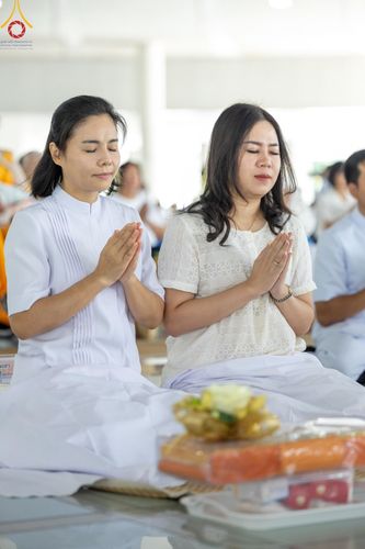 ภาพ No.162159:พิธีถวายภัตตาหารเมนูสวรรค์ เนื่องในวันออกพรรษา (ขึ้น 15 ค่ำ เดือน 11) วันพฤหัสบดีที่ 17 ตุลาคม พ.ศ. 2567 ณ หอฉันคุณยายอาจารย์ฯ วัดพระธรรมกาย