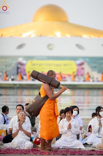 ภาพ No.202038:พิธีต้อนรับพระธรรมยาตรา ณ อนุสรณ์สถานลำดับที่ 7 สถานที่ขยายวิชชาธรรมกาย วัดพระธรรมกาย ต.คลองสาม อ.คลองหลวง จ.ปทุมธานี ในโครงการธรรมยาตรา กตัญญูบูชา มหาปูชนียาจารย์ พระมงคลเทพมุนี(สด จนฺทสโร) พระผู้ปราบมาร อนุสรณ์สถาน 7 แห่ง ปีที่ 13 วันที่ 26 มกราคม 2568